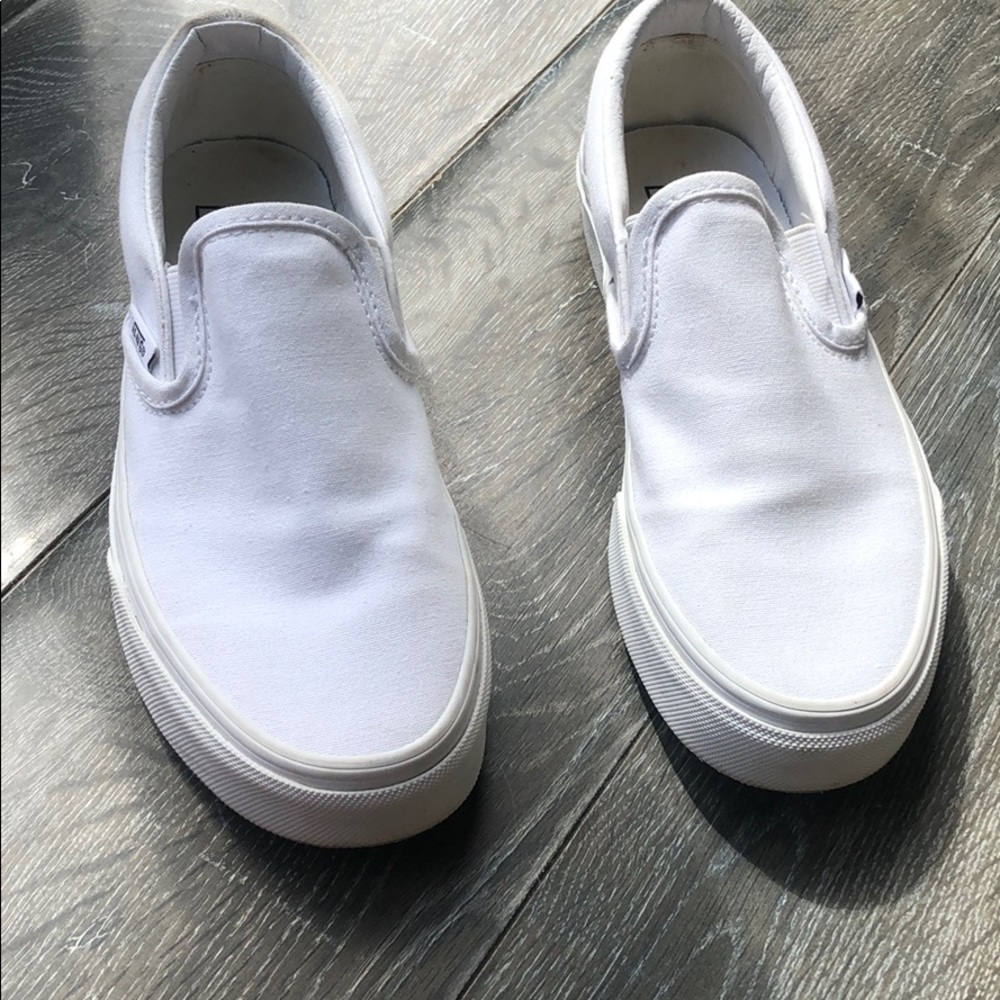 Woman’s white slip on vans size 5